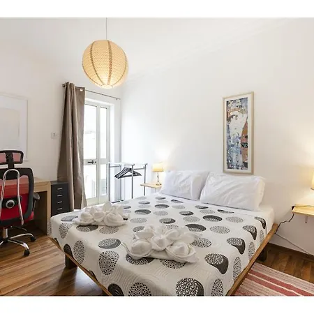 Lovely 2 Bedroom In