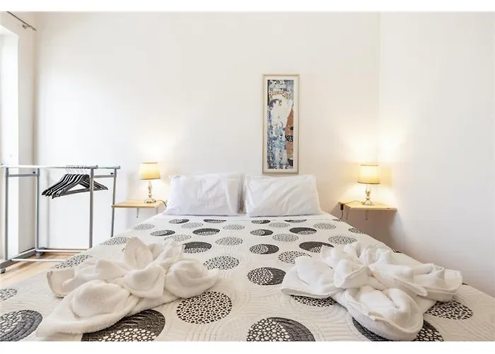 Lovely 2 Bedroom In * Слима