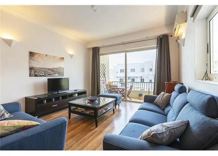 Апартаменты Lovely 2 Bedroom In Слима