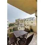 Апартаменты Lovely 2 Bedroom In